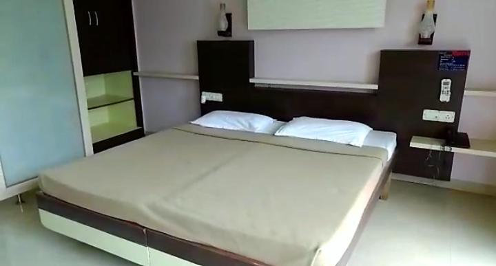 Minerva Paradise Hotell Belgaum Exteriör bild